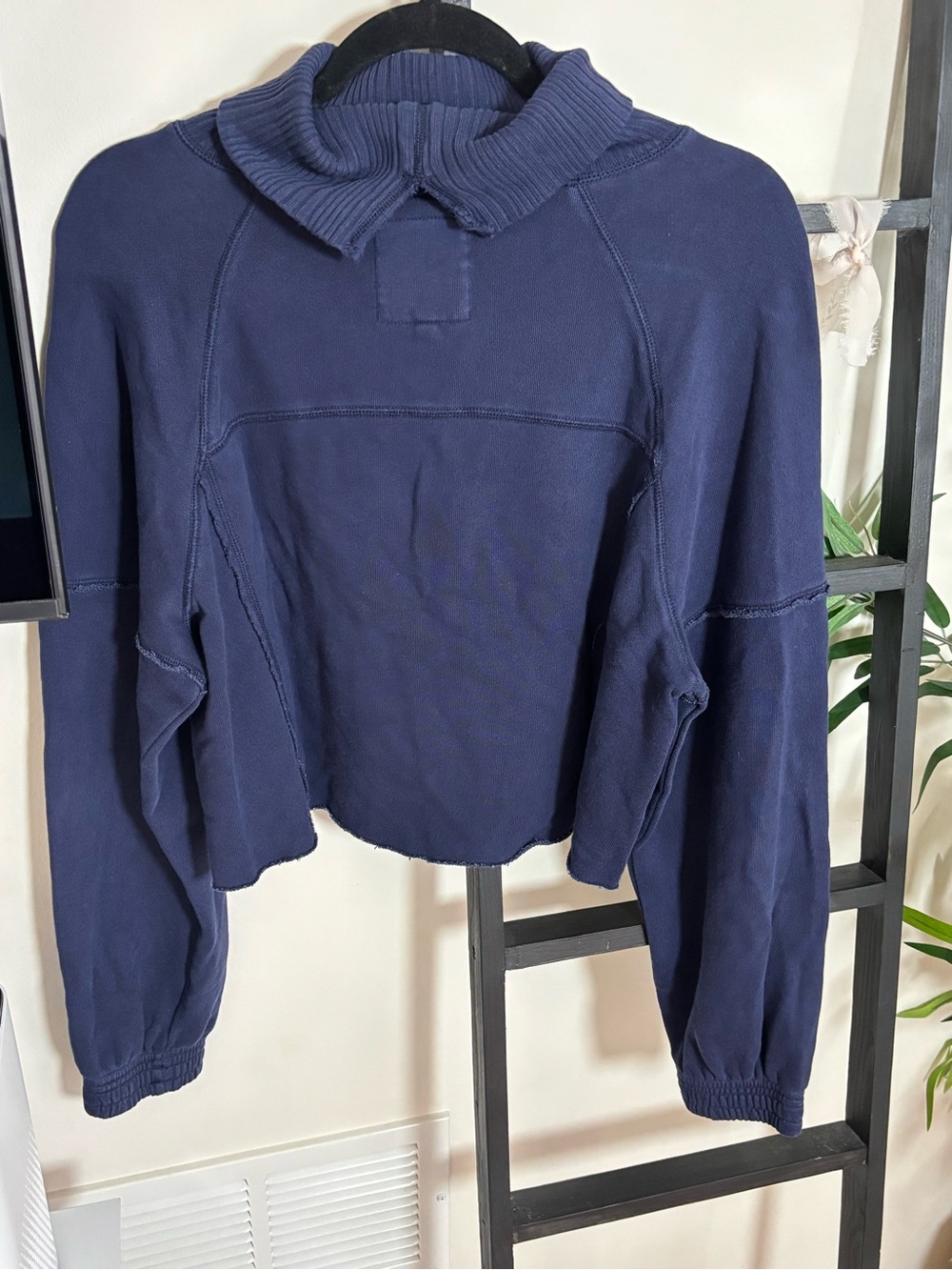 aerie Navy Cropped Funnel-Neck Pullover - Picture 2 of 3